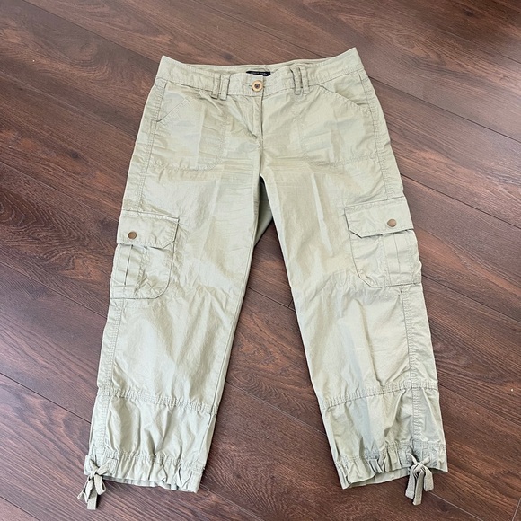 Tommy Hilfiger cargo capris pants size 6 - Picture 1 of 6
